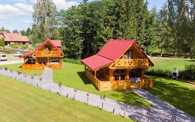 Domki nad jeziorem Kolonia Rybacka
